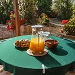 Mountain Getaway For Hikers 2 *